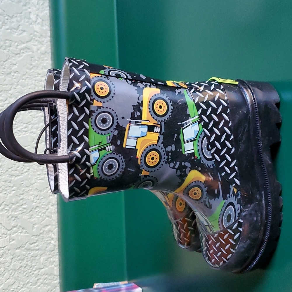 Rubber Boots - Picture 4 of 4